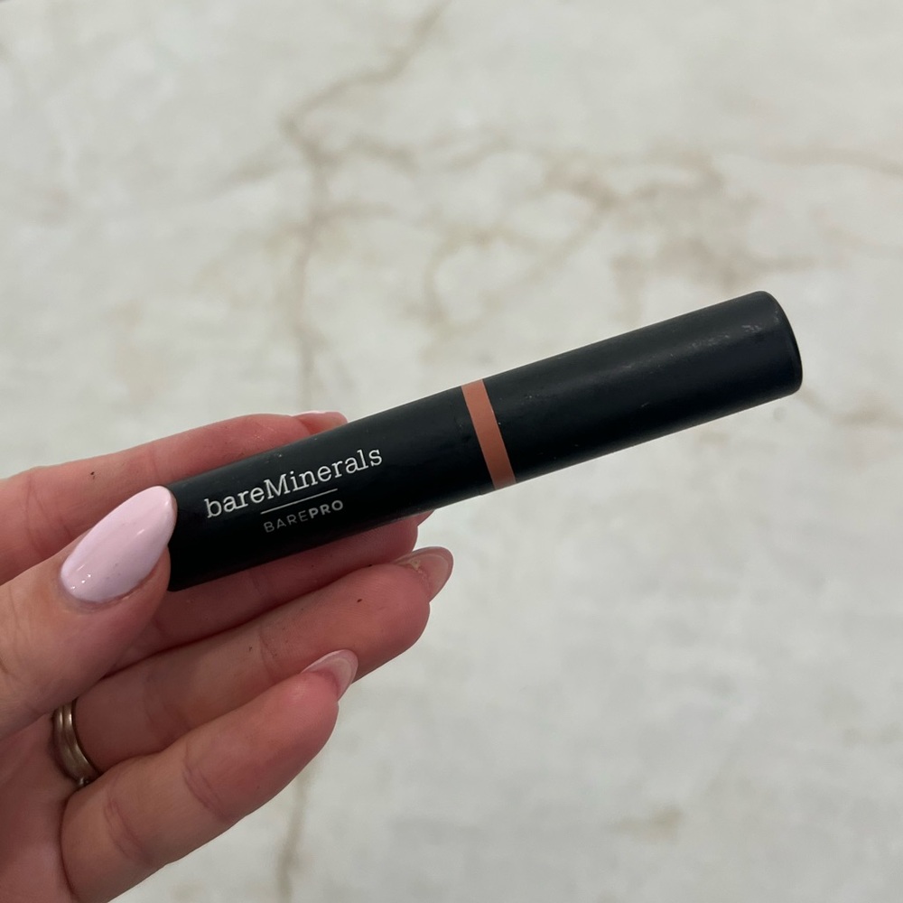 NEW BareMinerals BarePro Camellia - Picture 1 of 4